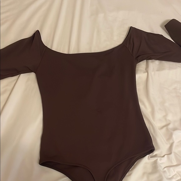 Brown long sleeve bodysuit - Picture 2 of 2
